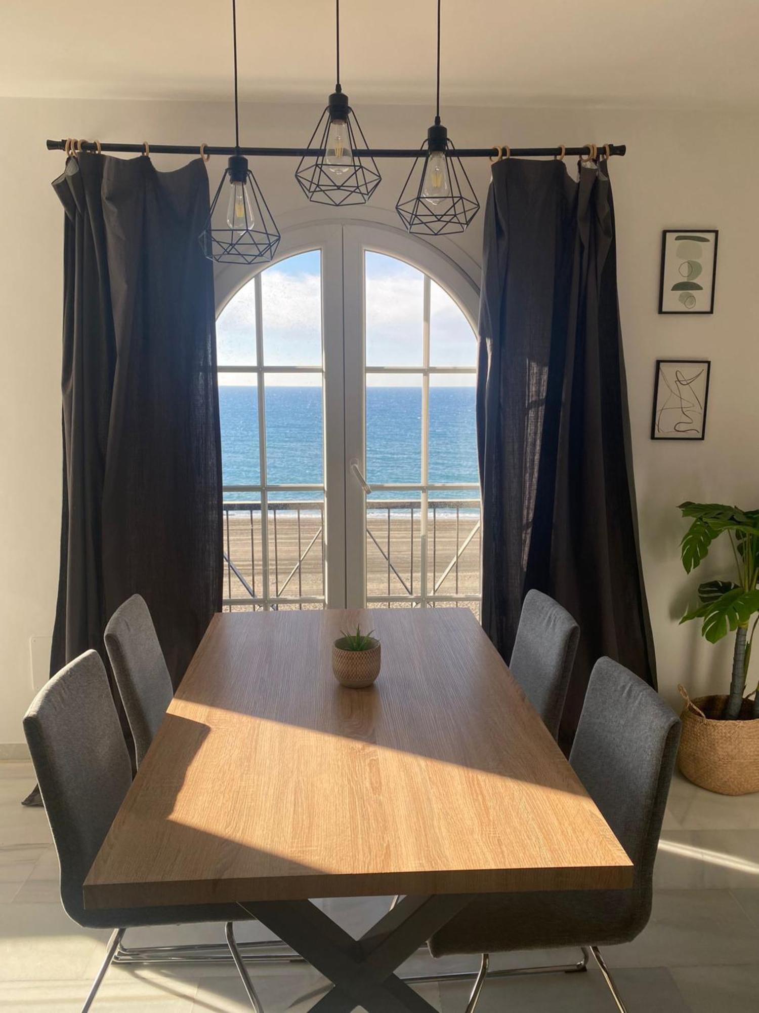 Tres Primera Linea De Playa Apartment *